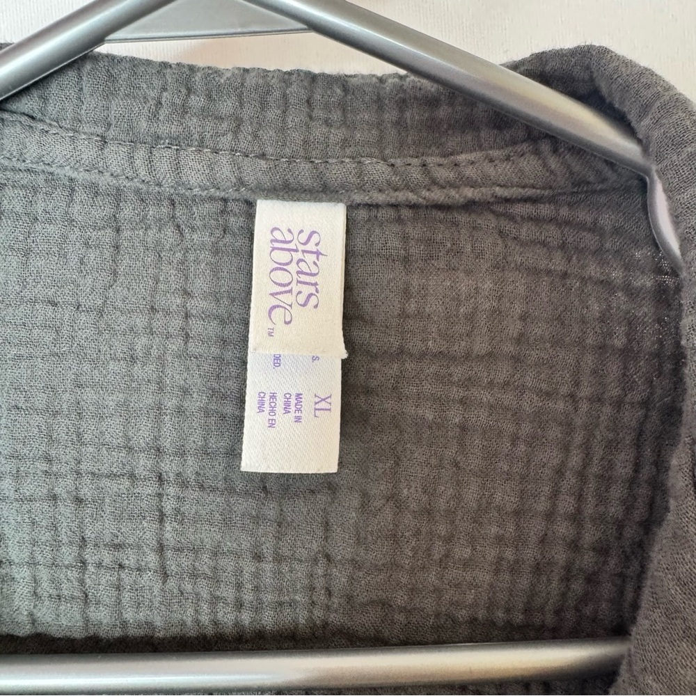 Stars above shirt button down grey lightweight Short Sleeve Shirt - Picture 5 of 5